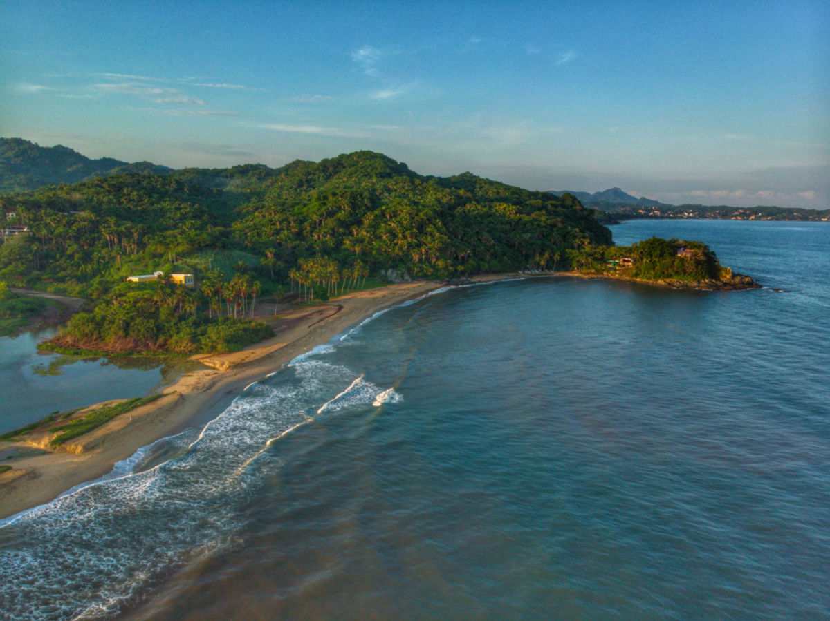 pueblo playero en la costa del pacífico mexicano 