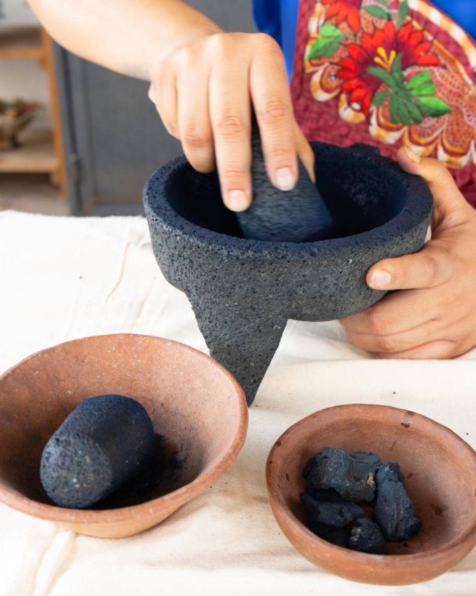 ¿Sabías que en Oaxaca puedes tomar un taller de teñido natural de textiles?