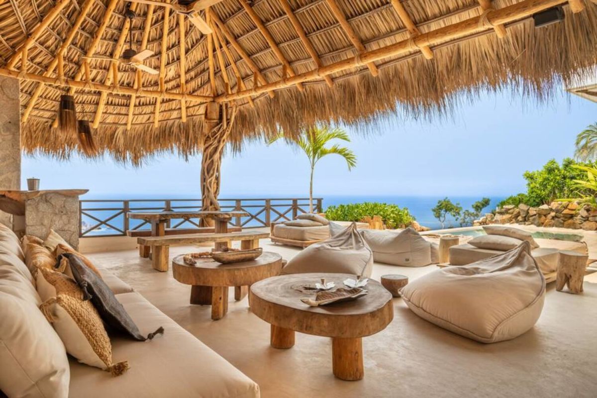 Cuando voy a Acapulco me hospedo en esta casa que tiene el mejor diseño, alberca privada y postales de ensueño