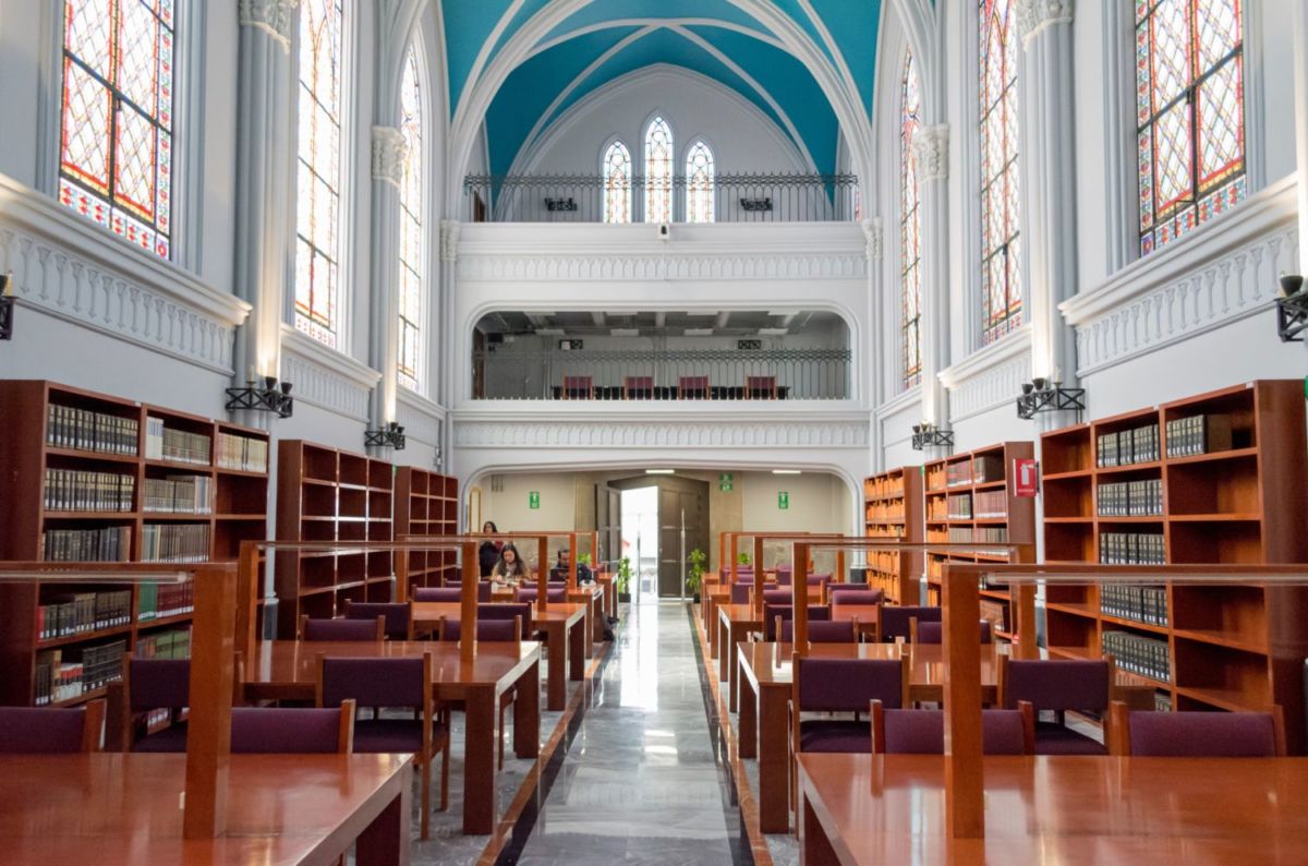5 bibliotecas escondidas en CDMX que descubrimos recientemente (y son una joya)