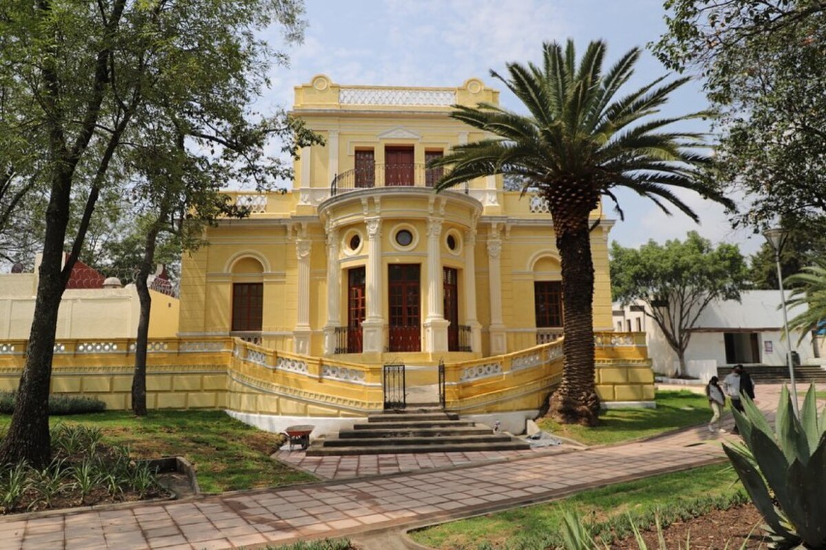 Esta es una de las casas de cultura más bonitas de la CDMX, fue casa de un expresidente y no imaginas dónde está