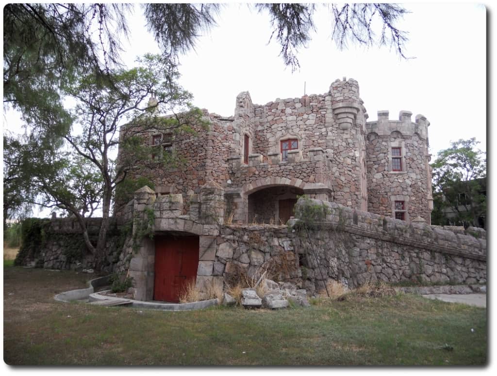 Pensarías que está en Gran Bretaña, pero este castillo inglés está en el centro de Aguascalientes