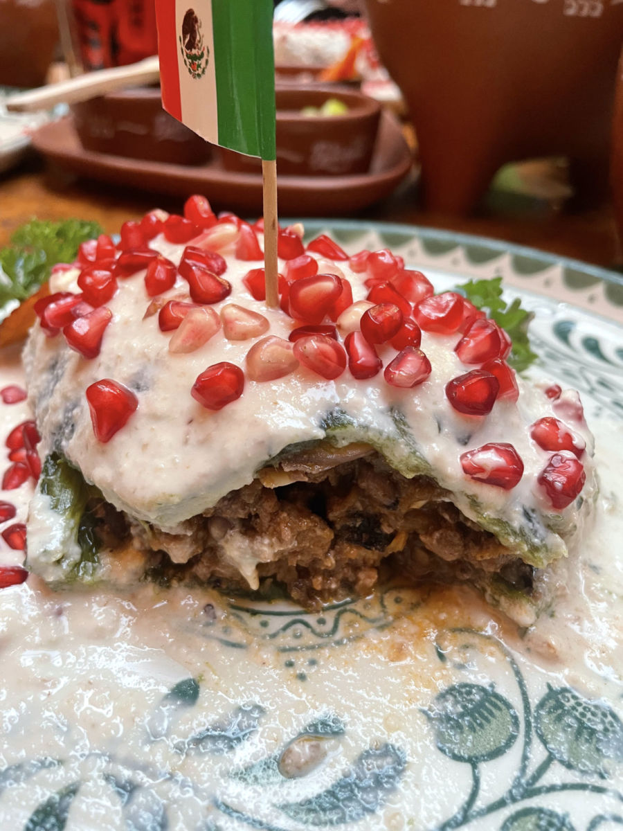 Chile en nogada tradicional de Los Panchos