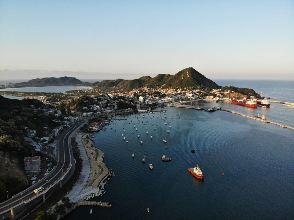 Manzanillo es el destino con playa más frecuentado de Colima 