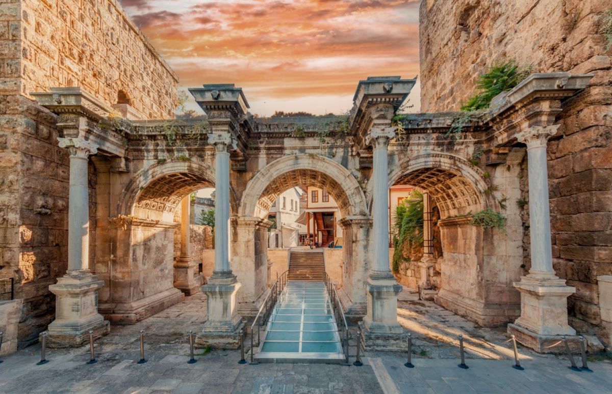 Puerta de Adriano