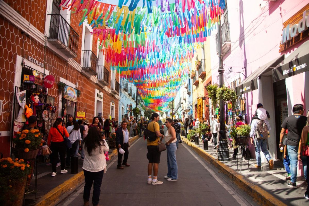 En el Pueblo Mágico de Atlixco realizan una feria de chile en nogada 