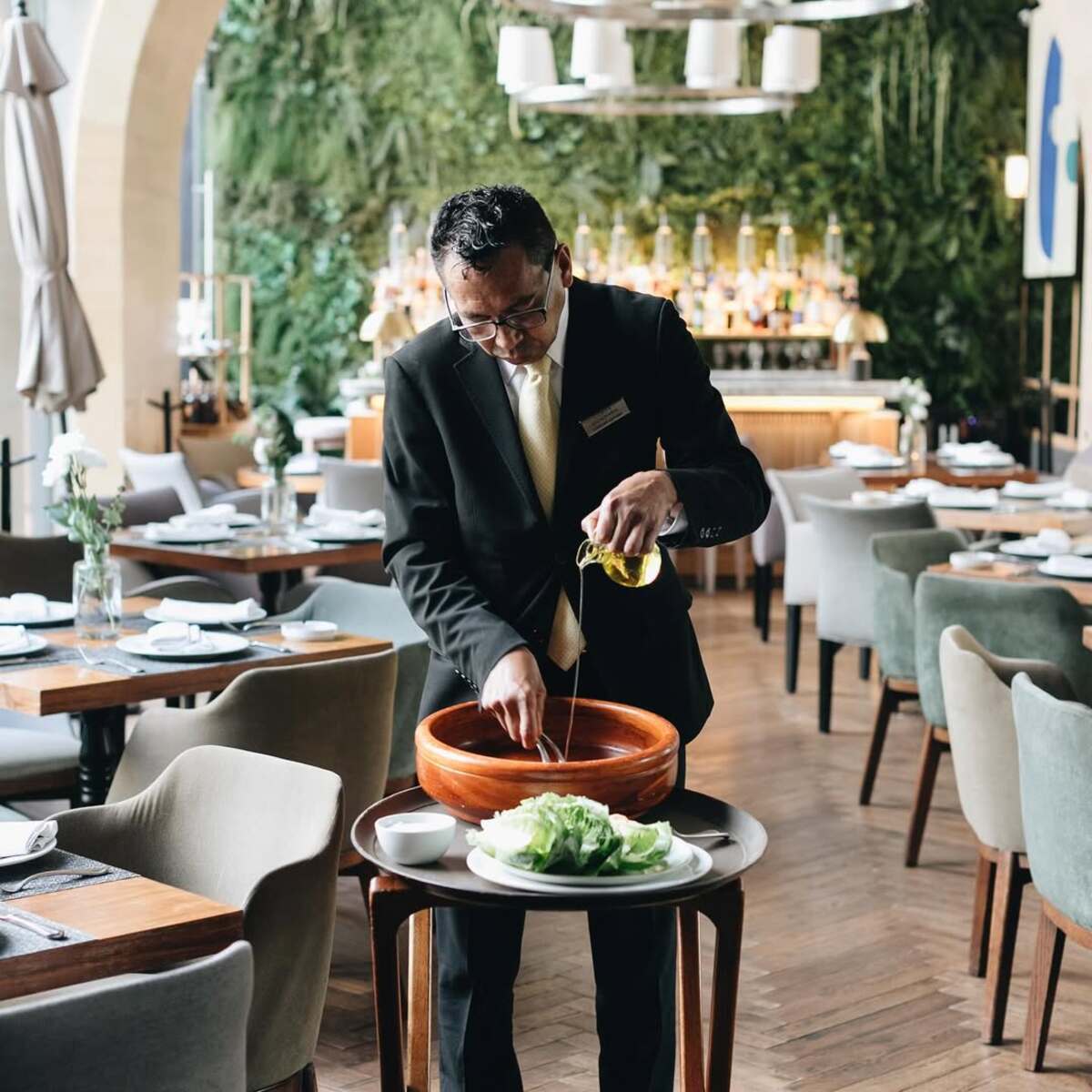 El chef italiano Caesar Cardini inventó la ensalada César un 4 de julio de 1926