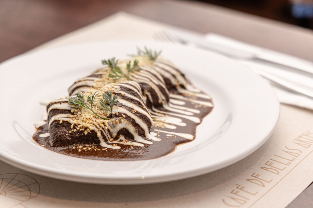 Comida mexicana en El Café de Bellas Artes