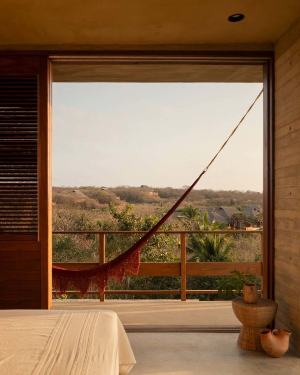 Cuando necesites ‘encontrate’, inspirarte o relajarte ve directo a este hotel de lujo en Punta Zicatela, solo tiene 9 habitaciones