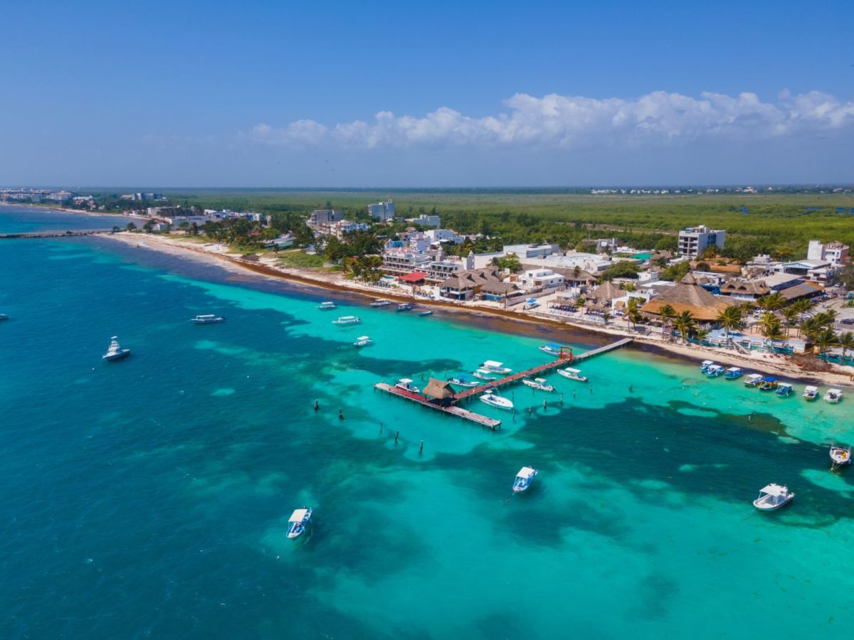 Puerto Morelos es un pueblo playero en Quintana Roo 