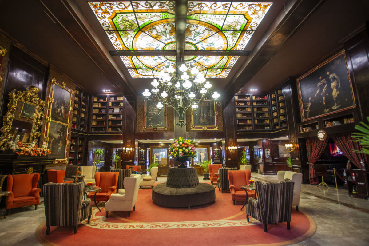 Lobby del Hotel Geneve