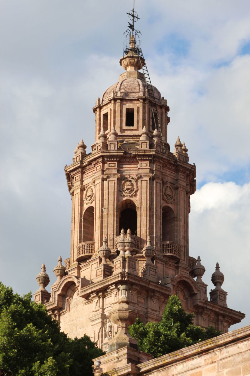 Torre de la Iglesia de Guadalupe en Morelia