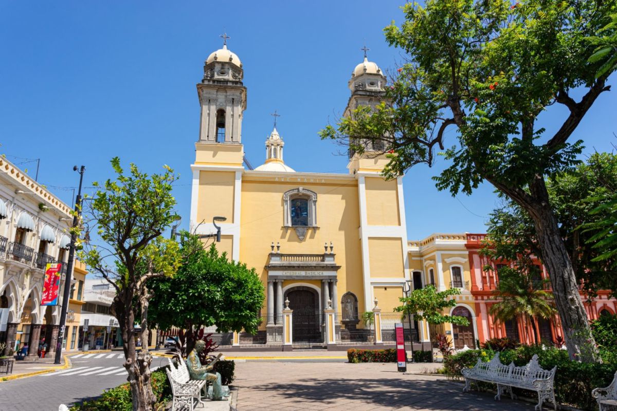 Iglesias amarillas en México 