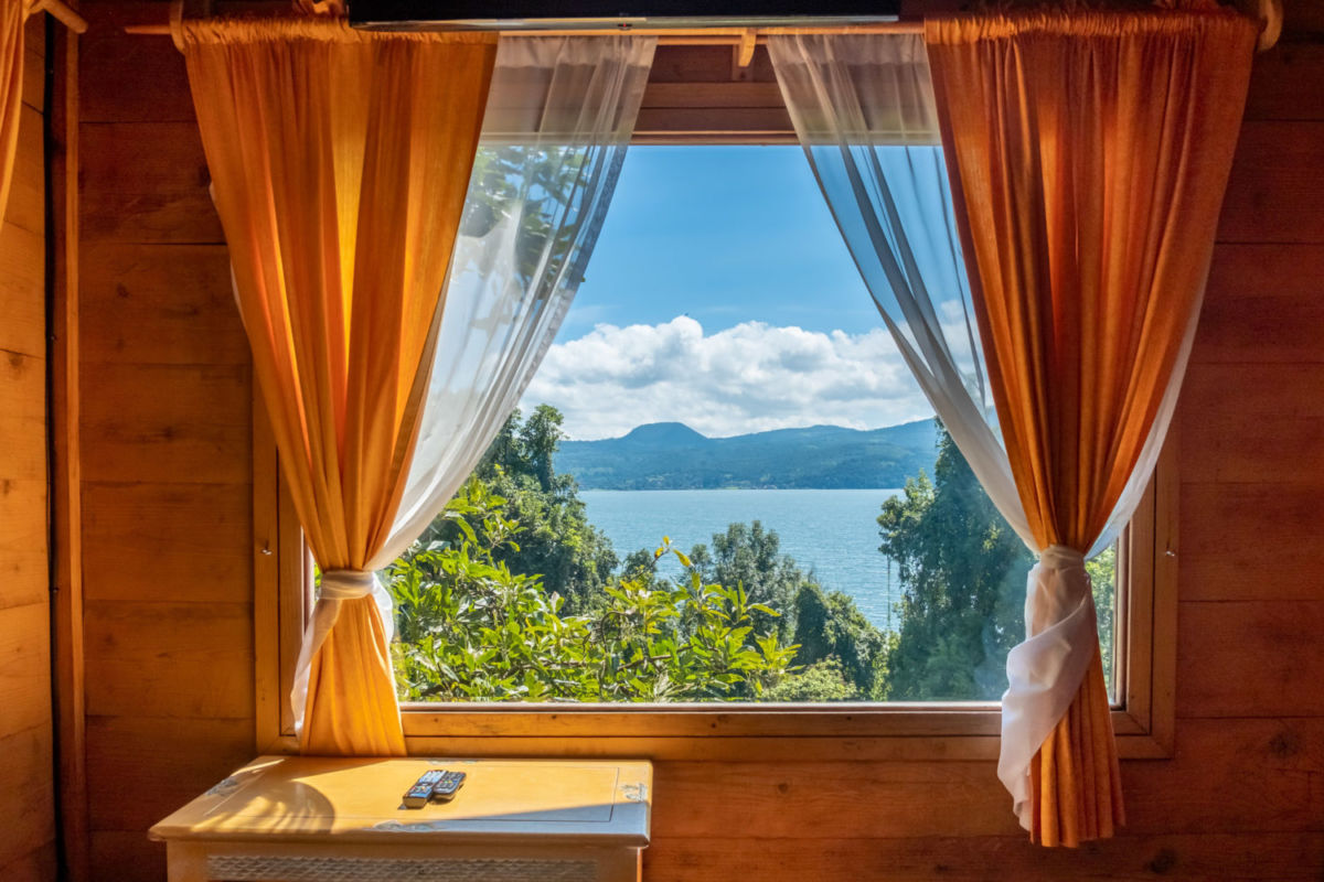 Zirahuen forest and resort