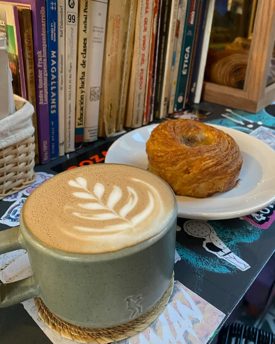 latte camino a comala