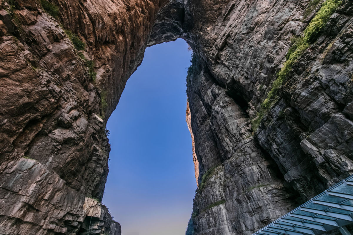 La 'puerta del cielo' se ubica en China, en la provincia de Hunan 