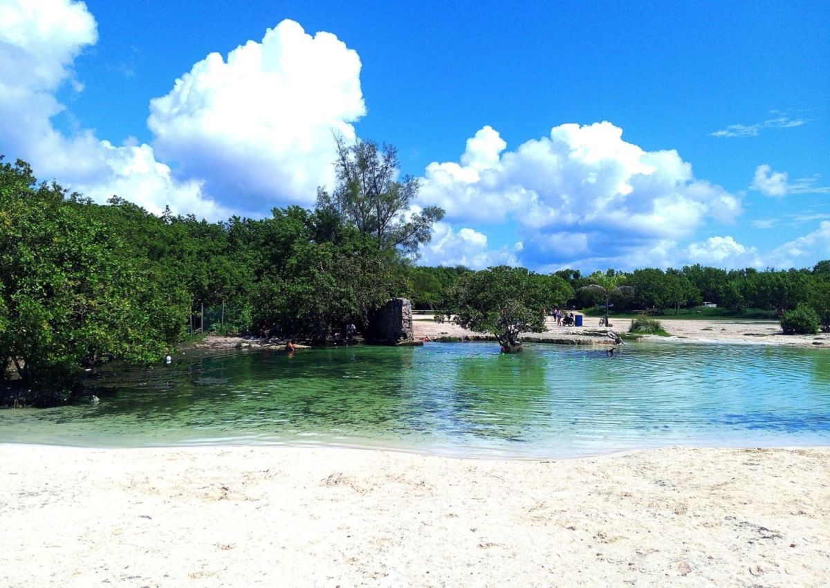 Las aguas de este cenote desembocan en el mar Caribe 