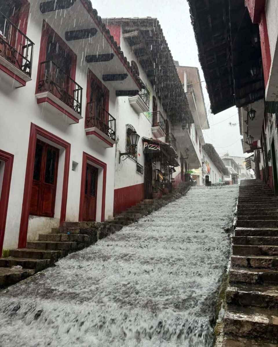 Este es el Pueblo Mágico que en temporada de lluvias sus calles se convierten en cascadas