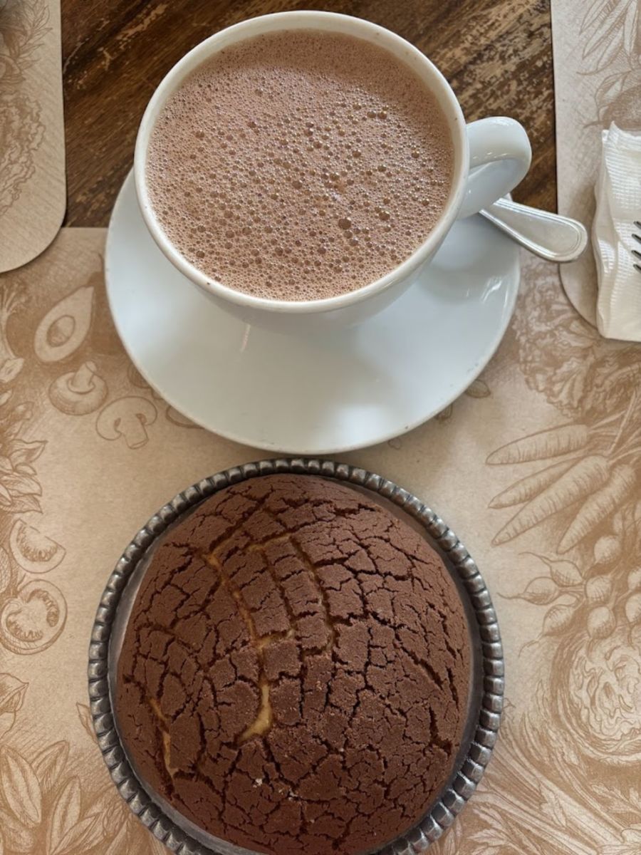 Pan y chocolate en Maque