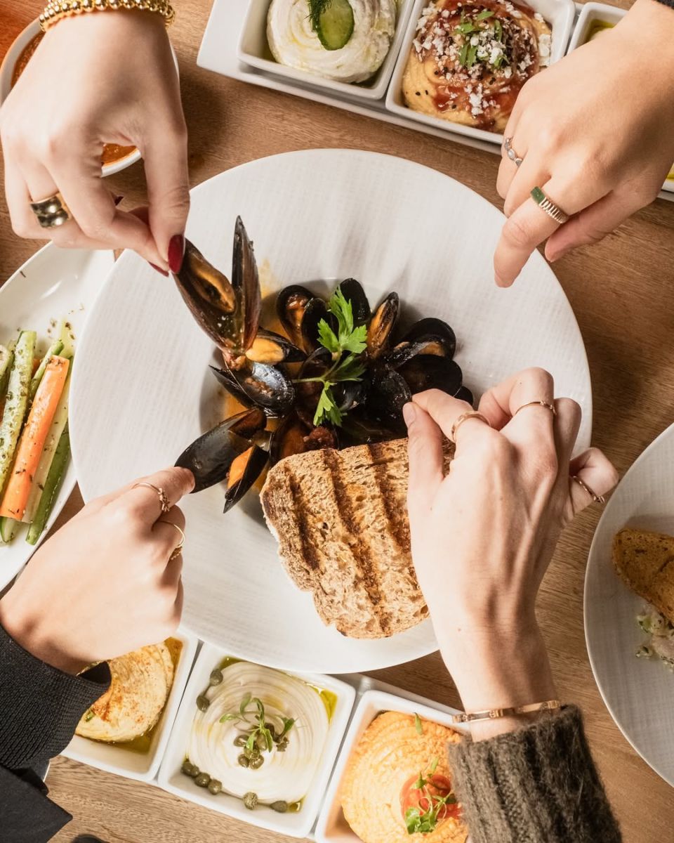 Elia Estiatorio es un restaurante griego 