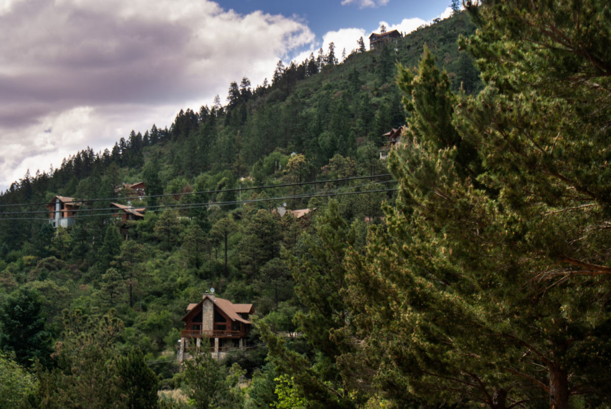 Cabañas rústicas en San Antonio de las Alazanas