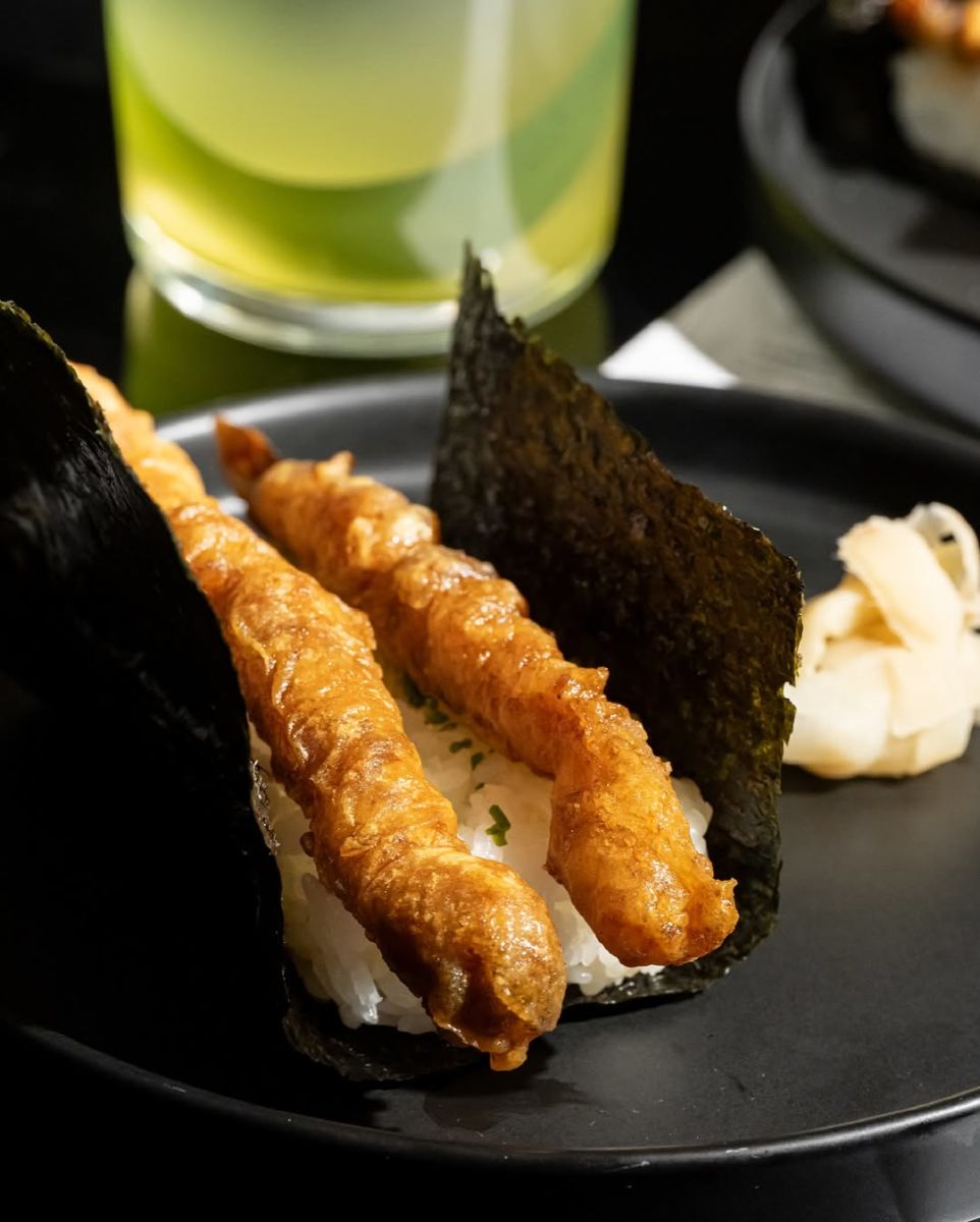 Rice balls de Tonchin restaurante japonés en CDMX.