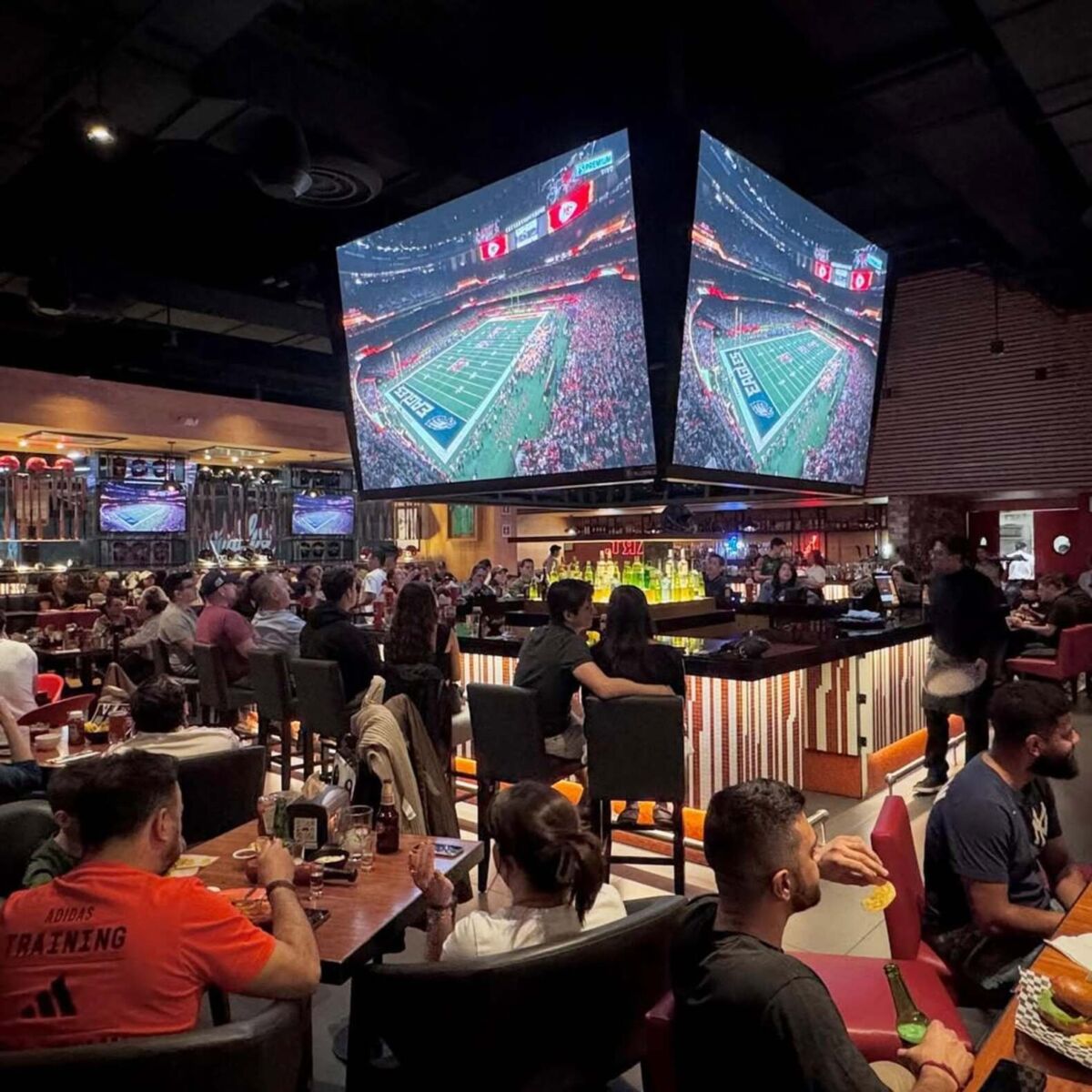 Ya casi comienza la temporada de la NFL, aquí te dejamos algunos bares donde podrás ver los partidos