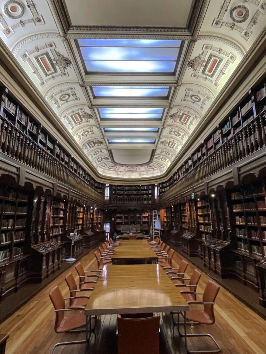 La próxima vez que vayas al MUNAL cruza la calle y descubre esta hermosa biblioteca del centro histórico