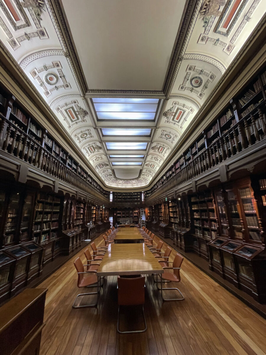 Biblioteca Ingeniero Antonio M. Anza