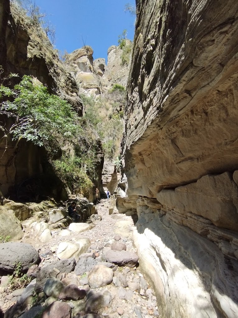 Este cañón se ubica en  la Barranca del Metzquititlán, en Hidalgo 