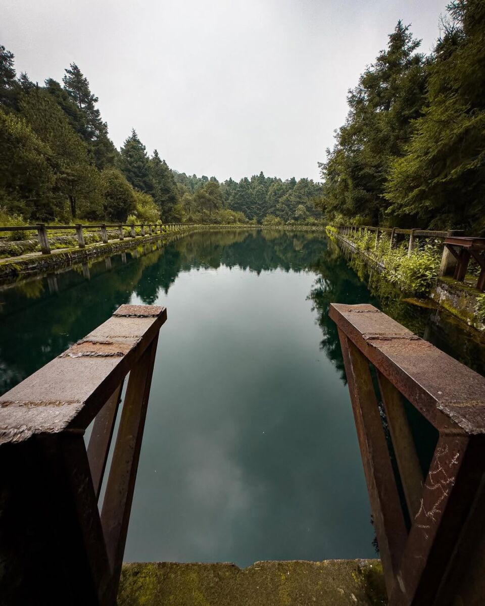 Lago de Nexcoalango en el Parque Dos Agua