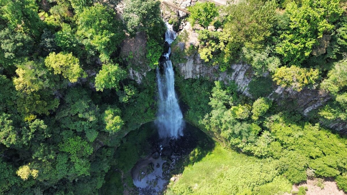 La Cascada de Puxtla se ubica en Puebla, rumbo al Pueblo Mágico de Tlatlauquitepec 