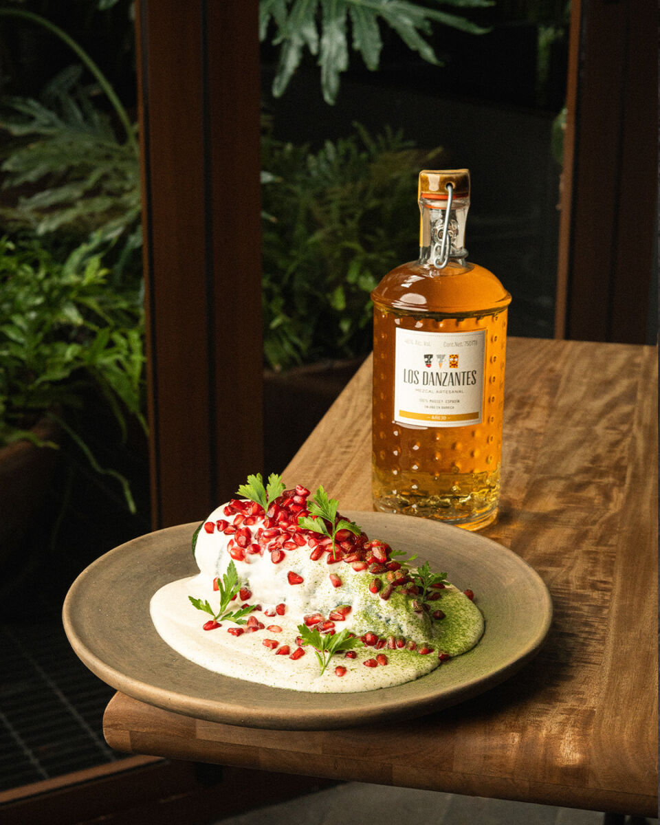 chile en nogada los danzantes