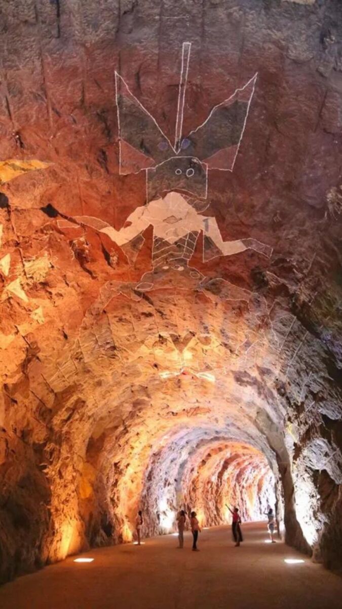 Cueva de la Presa de Huites en Sinaloa
