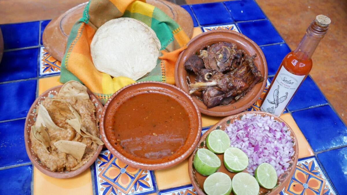 Caldo de birria 