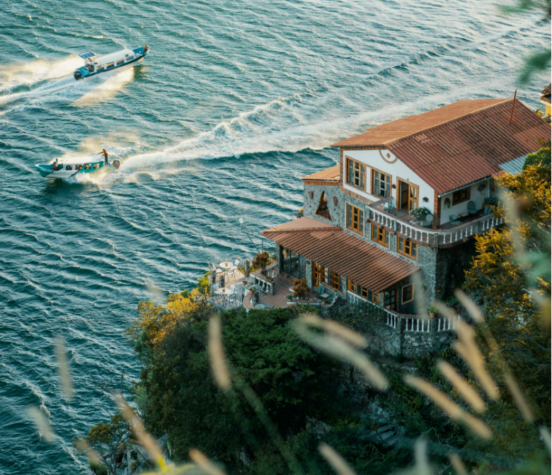 hotel la casa del mundo lago de atitlán guatemala