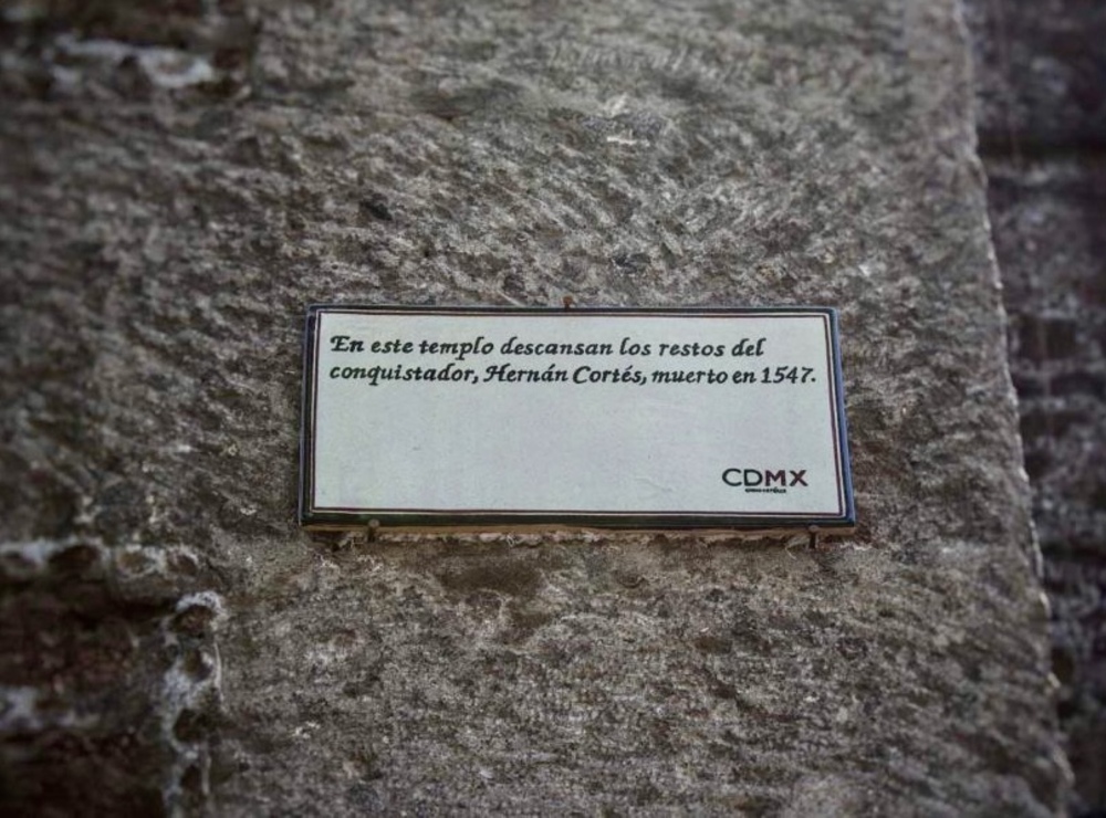 La iglesia donde descansan los restos de Hernán Cortés