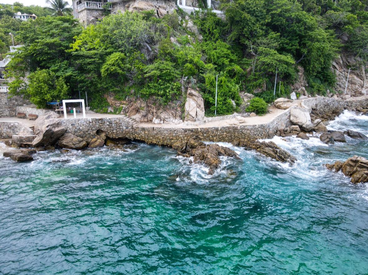 Camino a Playa Panteón 