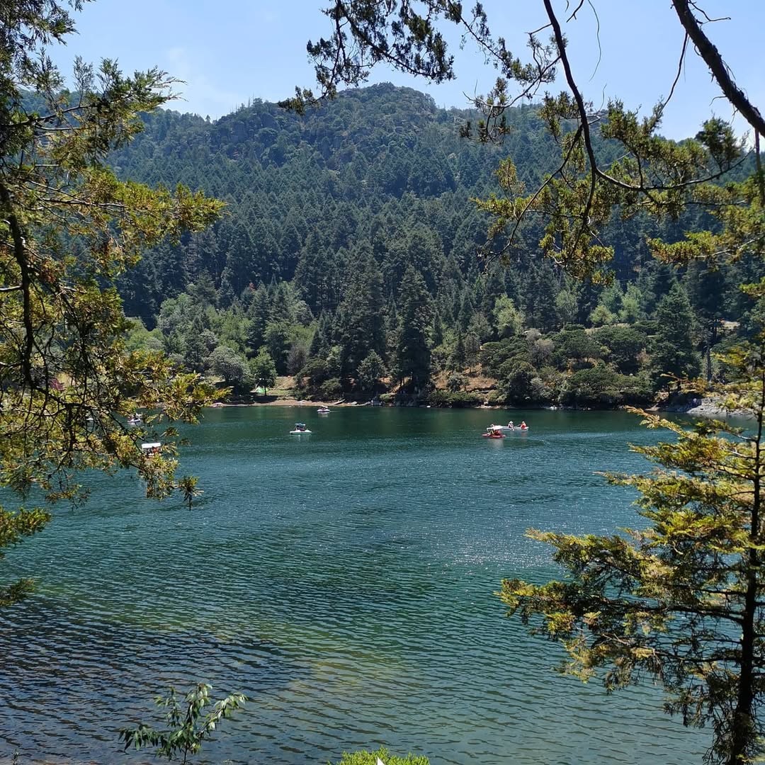 El mejor lugar para desconectar del bullicio está a solo 2 horas de la CDMX (hay paseos en lancha, a caballo, tirolesas y rica comida)