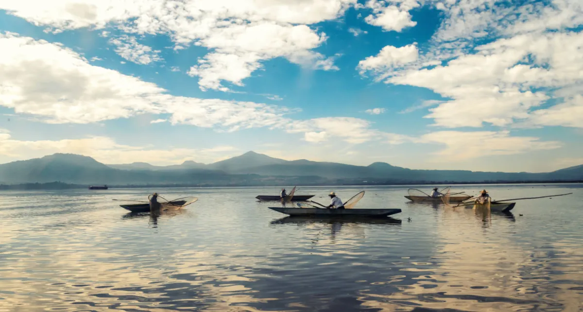lago de pátzcuaro pueblos