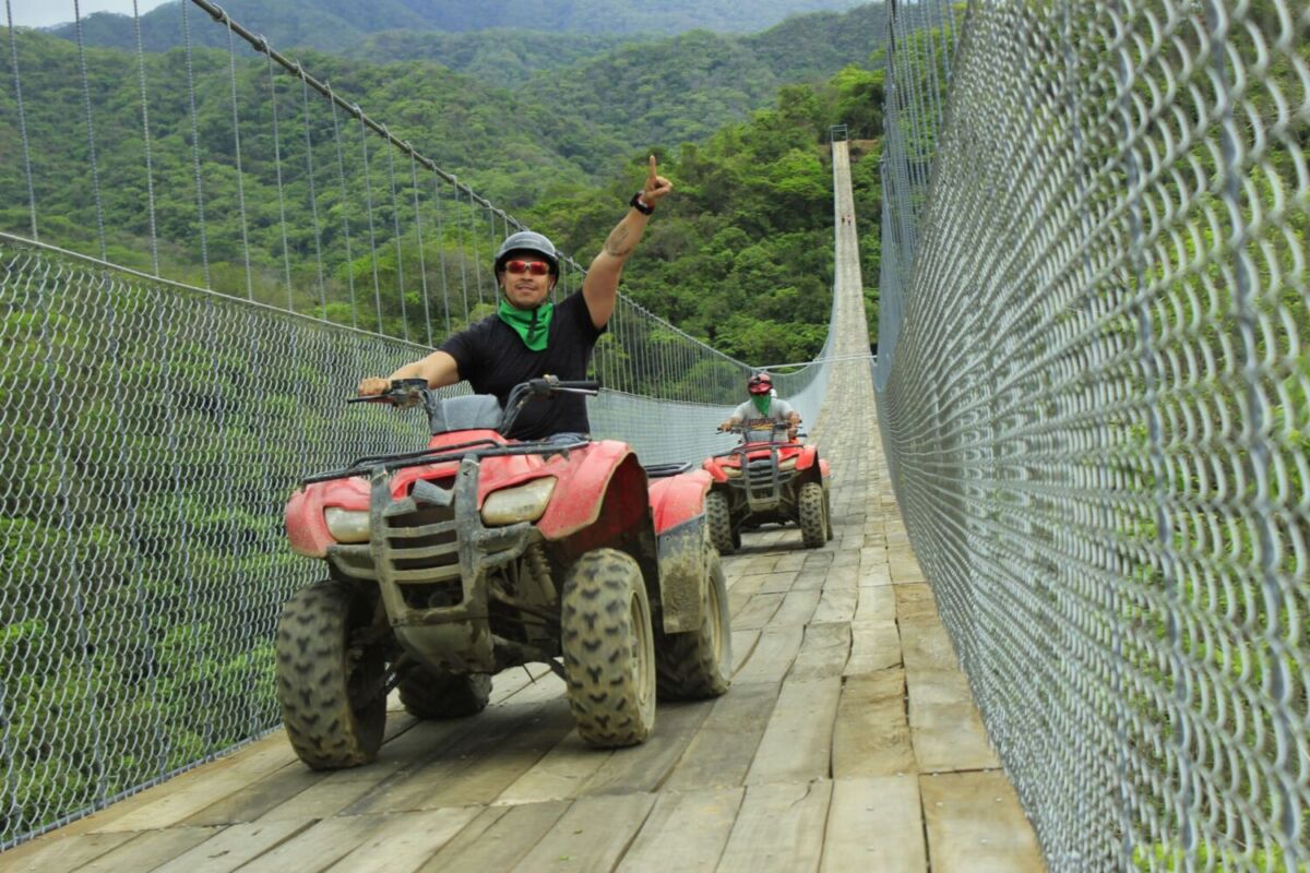Puente Colgante El Jorullo en Puerto Vallarta