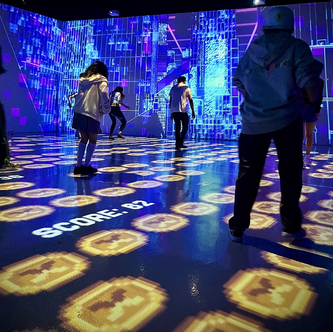 pixel universe arcade