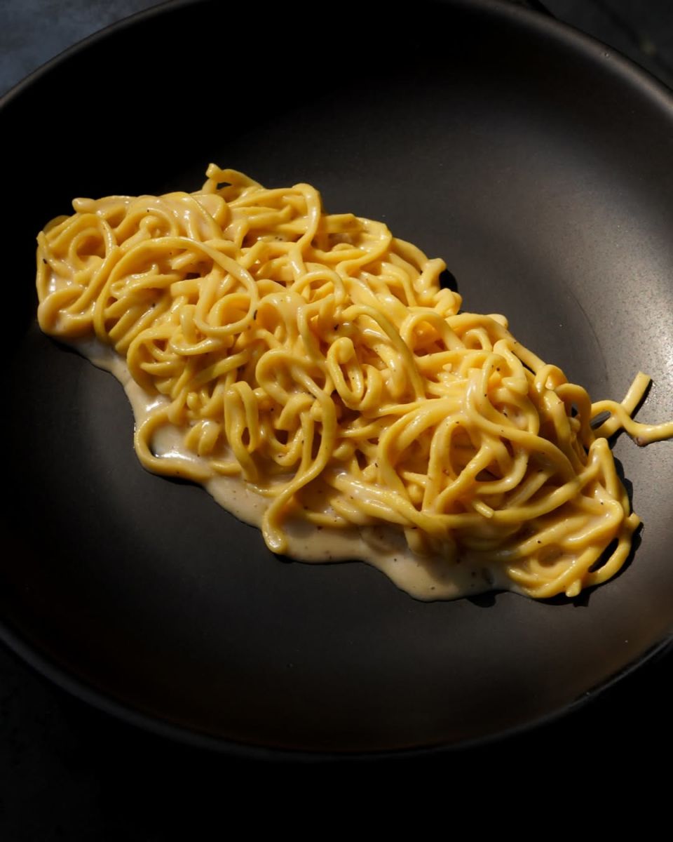 ‘Cacio e pepe’ es una pasta que solo lleva queso y pimienta 
