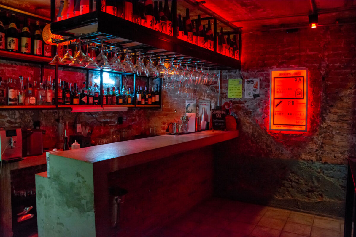 Bar de Sakanaya James 