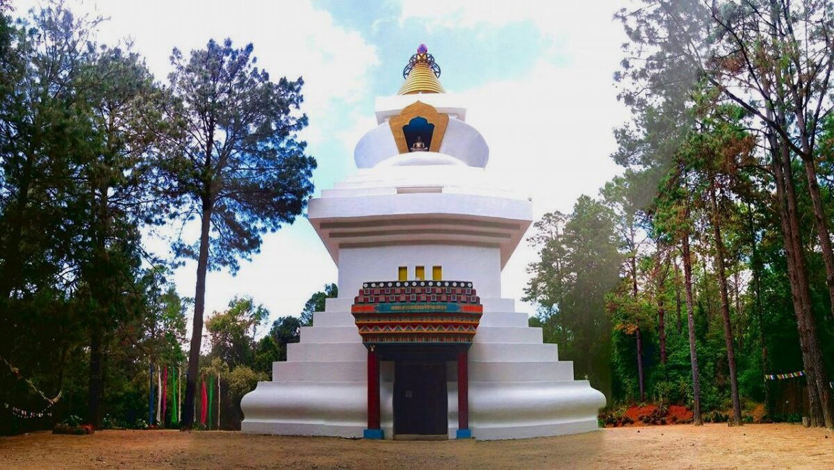 Templo La Gran Stupa Bön en Valle de Bravo 