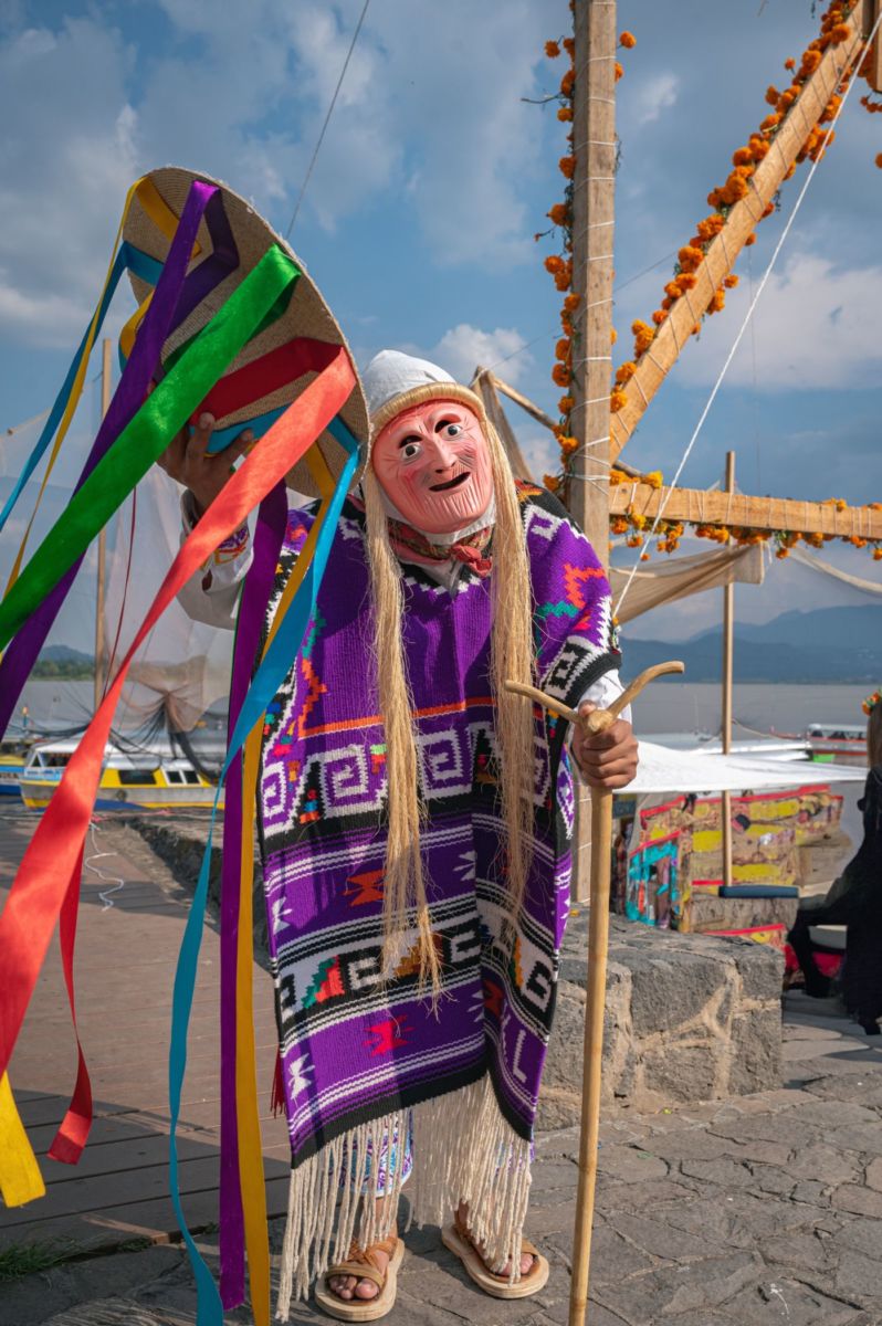 La danza de los viejitos es una danza típica del estado de Michoacán 