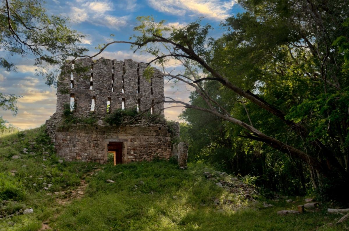 Zona Arqueológica de Sayil