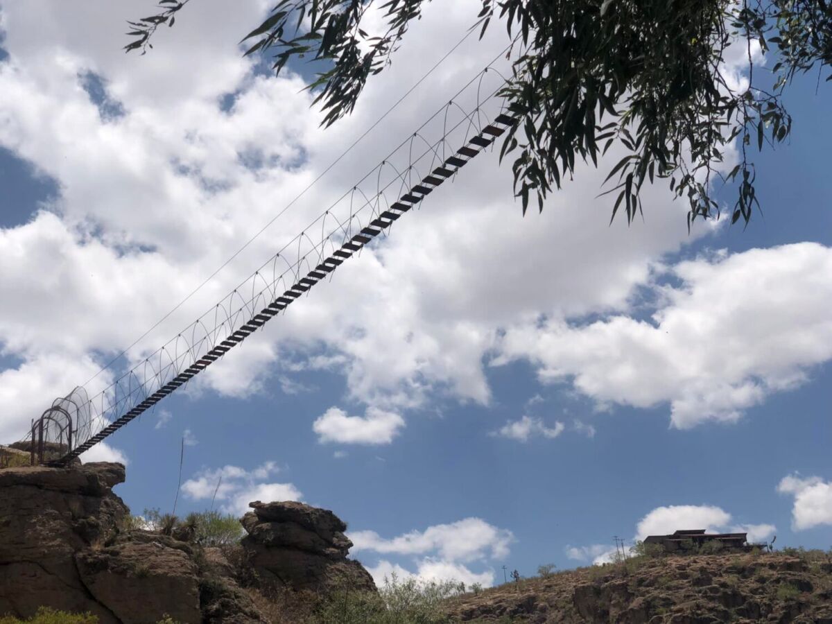 En Boca de Túnel hay 13 puentes colgantes y dos tirolesas 