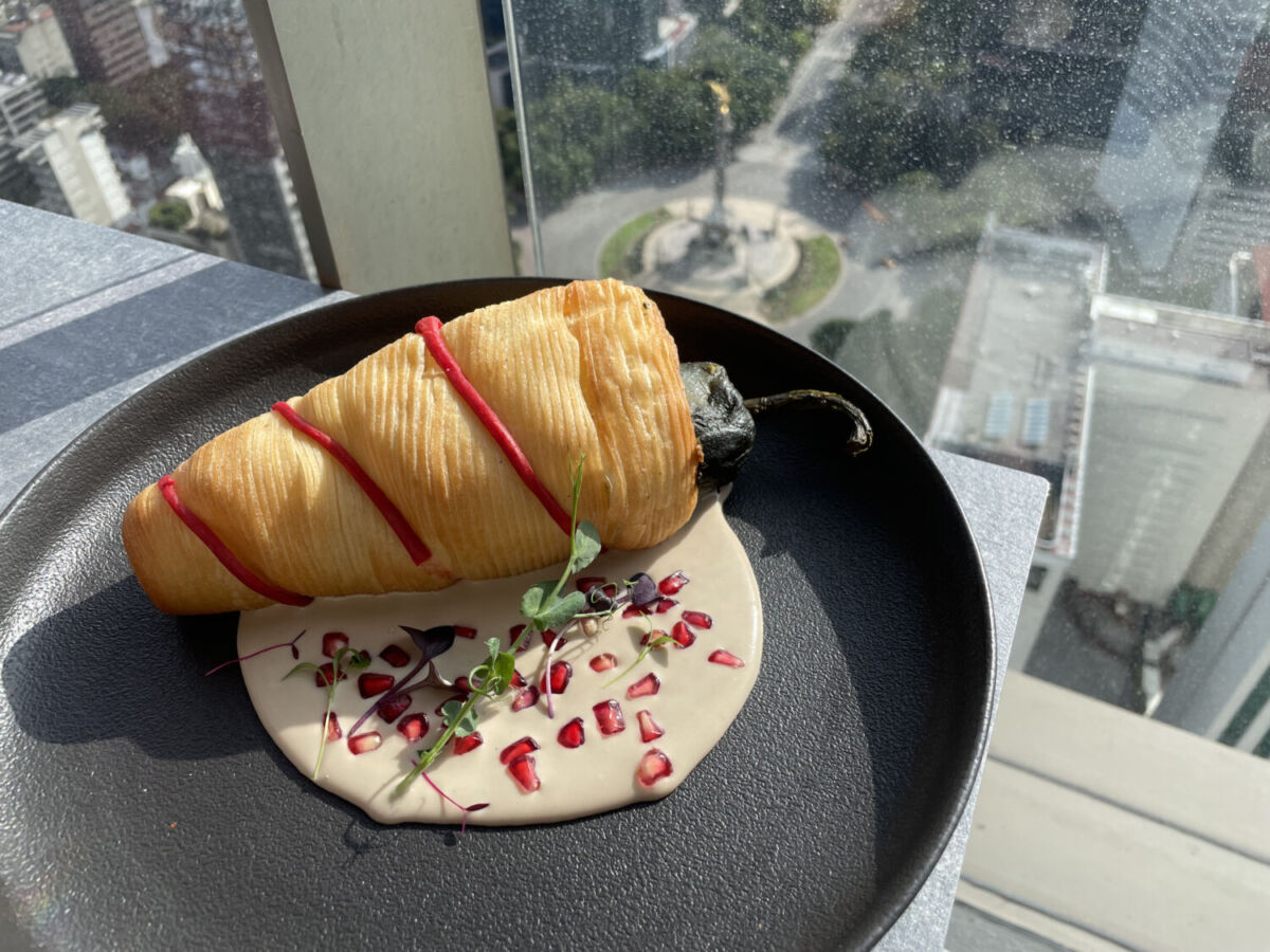 Chile en nogada francés en Cityzen