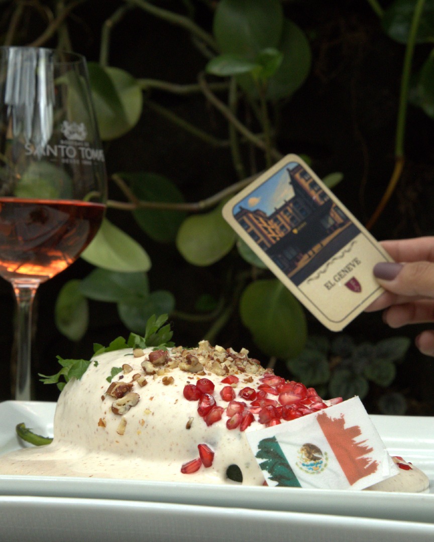 chile en nogada Veranda Bistro